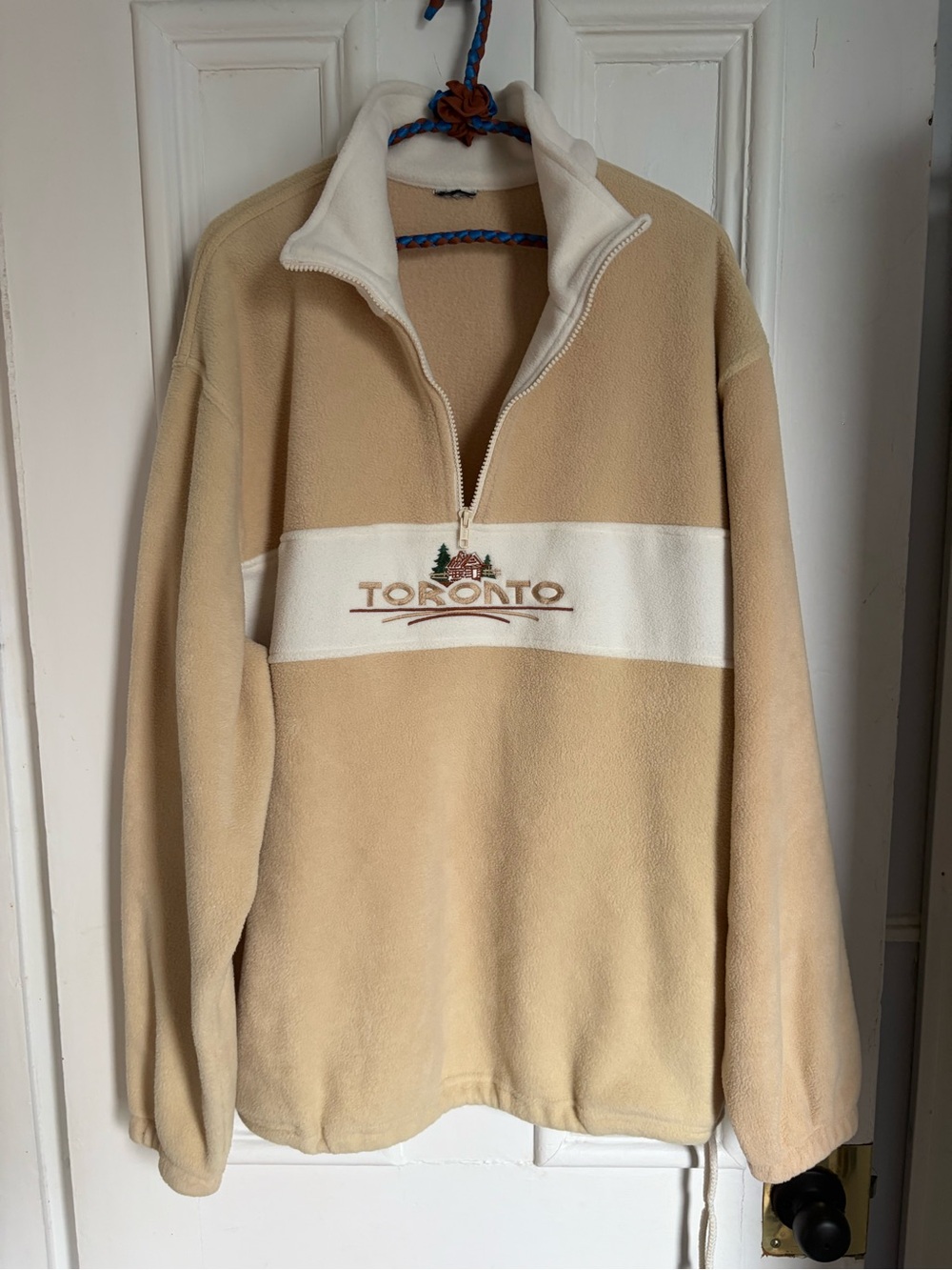 Vintage “Toronto” Quarter Zip Fleece Pull Over